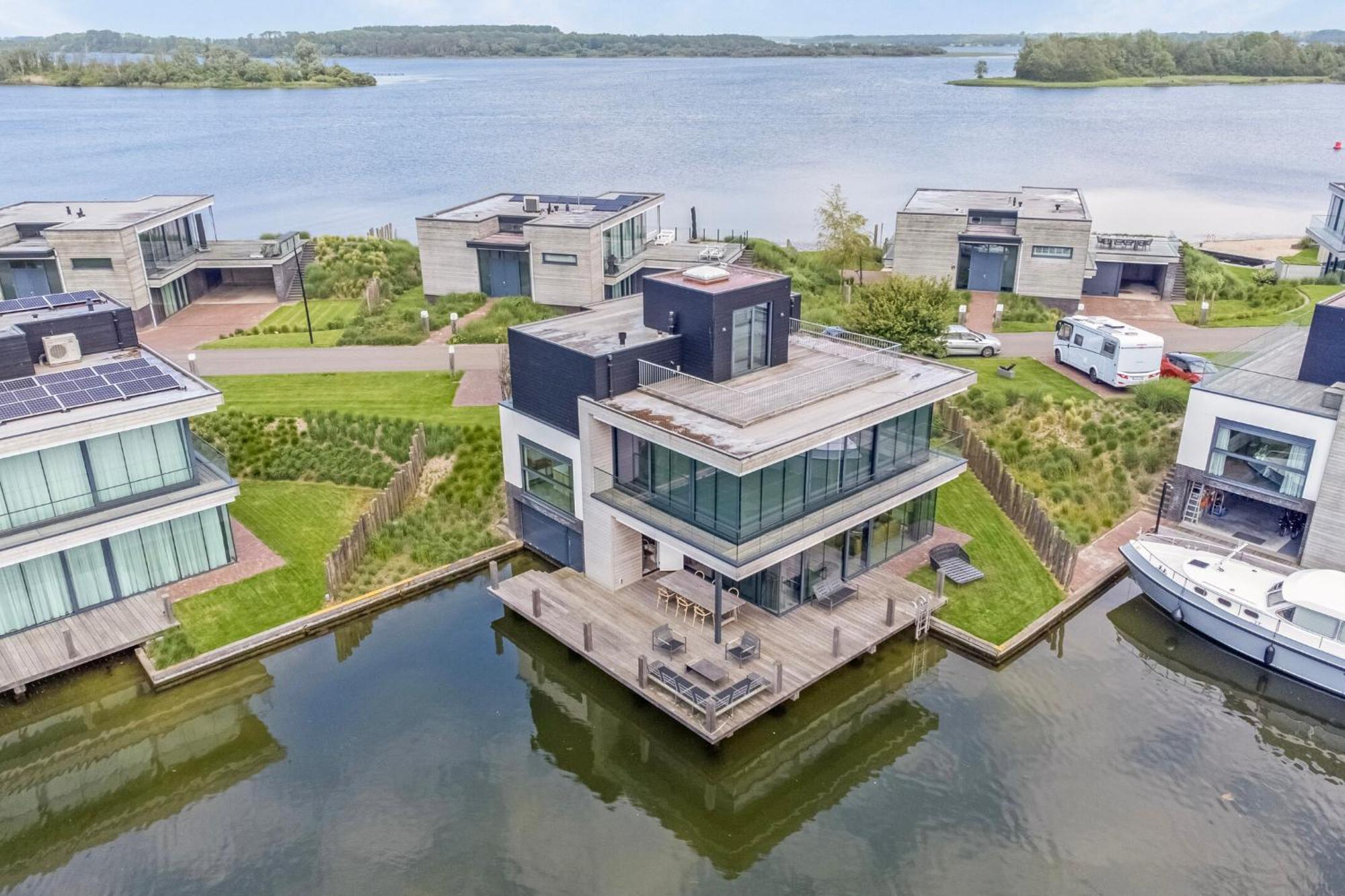 Lake House With Dock At Lake Veere, Zeeland Arnemuiden Εξωτερικό φωτογραφία